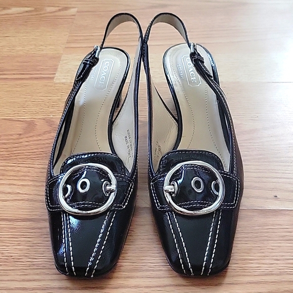 Coach Mini Heels - Picture 3 of 7